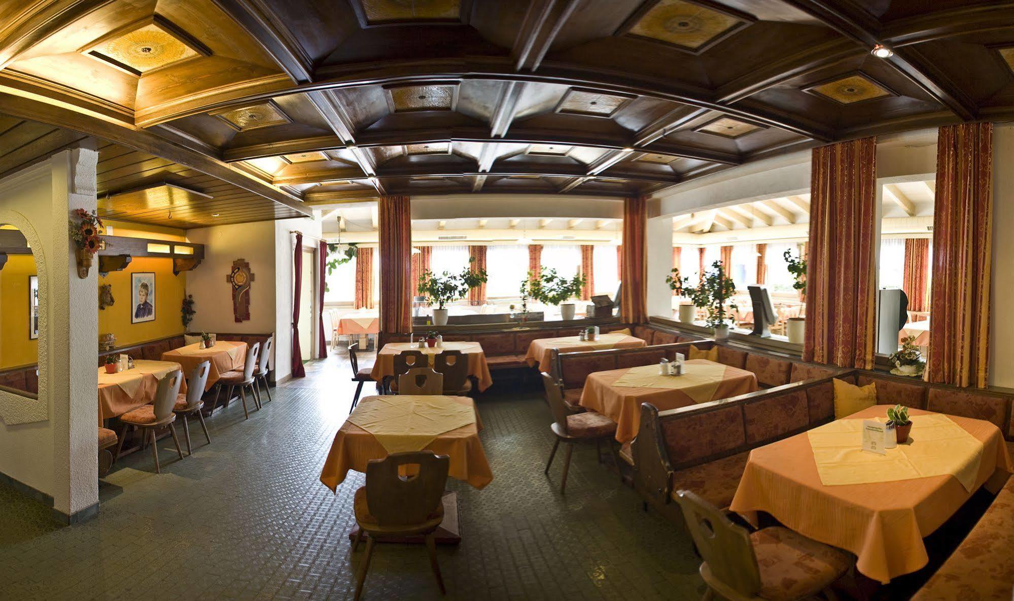 Hotel Hohe Tauern Matrei in Osttirol Exterior photo